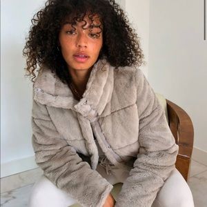 NWT Abercrombie faux fur puffer. M.